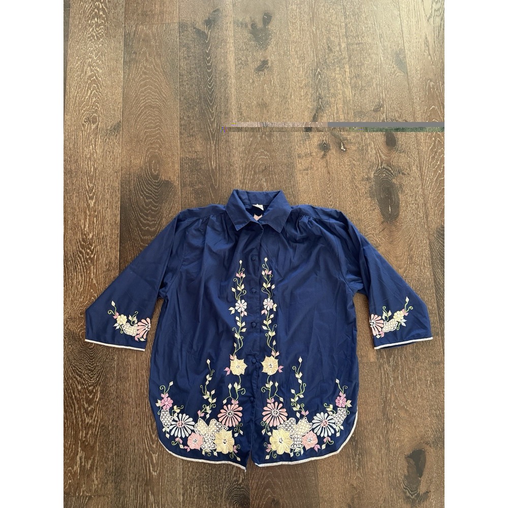 Vintage Queen Caro Women's Top Sz 2XL‎ Heavy Embroidered Floral Blue Boho